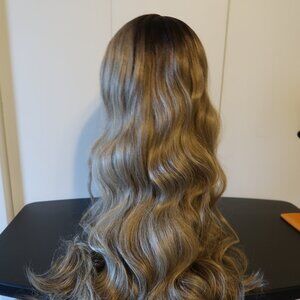 Outre Long Wavy Wig in DR4/Sandy Blonde